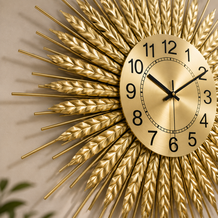 Horloge Murale Soleil – Design Doré Raffiné
