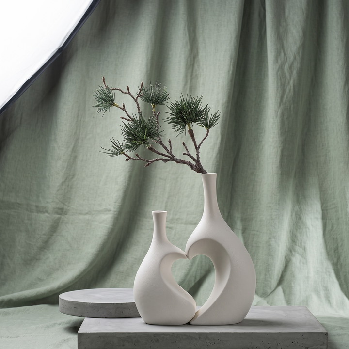 Vase Décoratif en Résine – Élégance Nordique