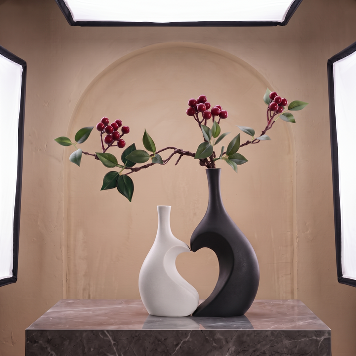 Decorative Resin Vase – Nordic Elegance