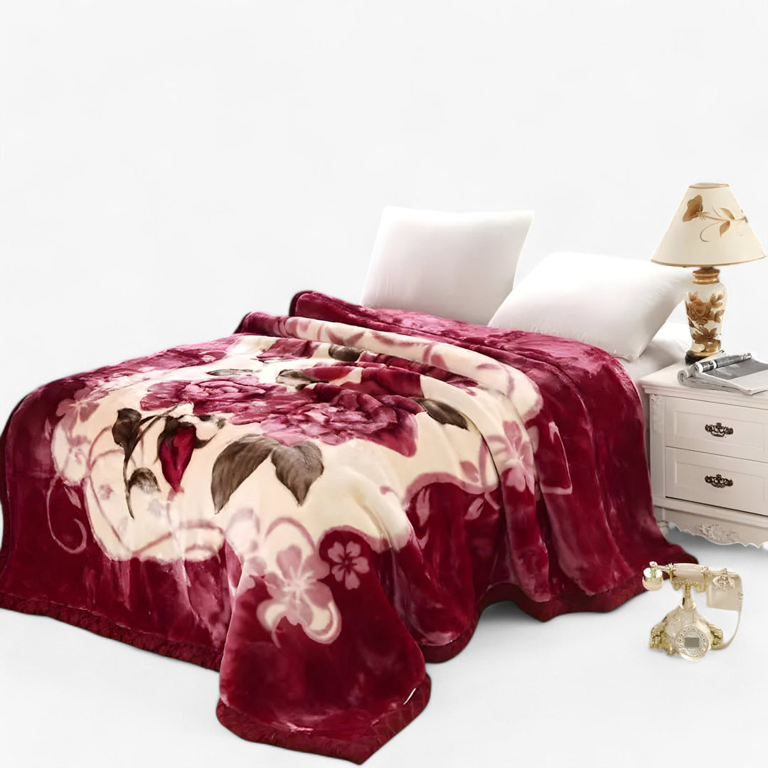 Plaid Douillet à Fleurs Roses – Confort & Style
